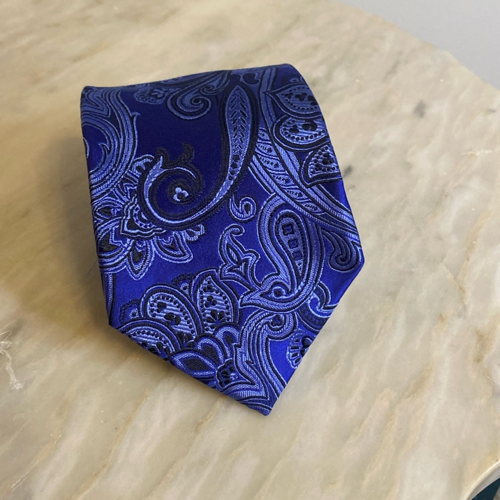 Donald J trump paisley blue silk tie